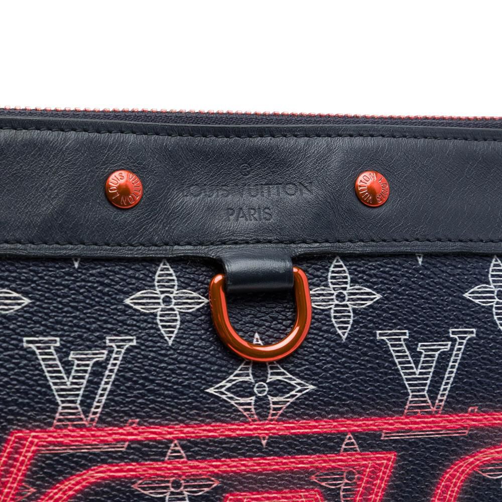 Louis Vuitton Pochette Apollo
