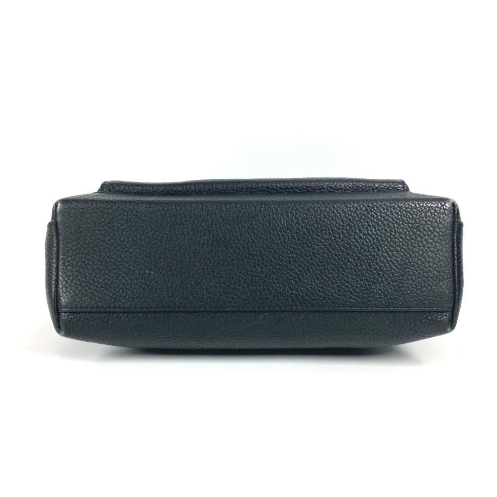 Louis Vuitton Messenger