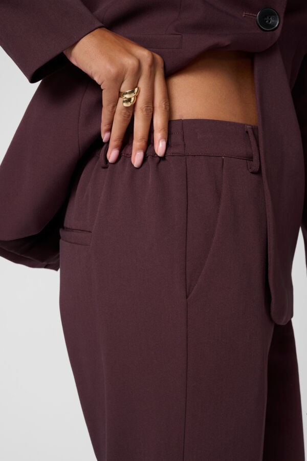 KAsakura HW Cropped Pants