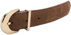 Oval buckle belt