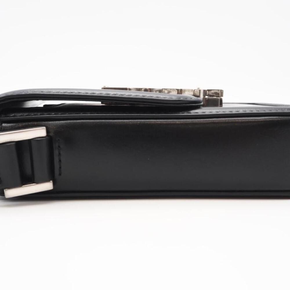 Yves Saint Laurent Shoulder Bag