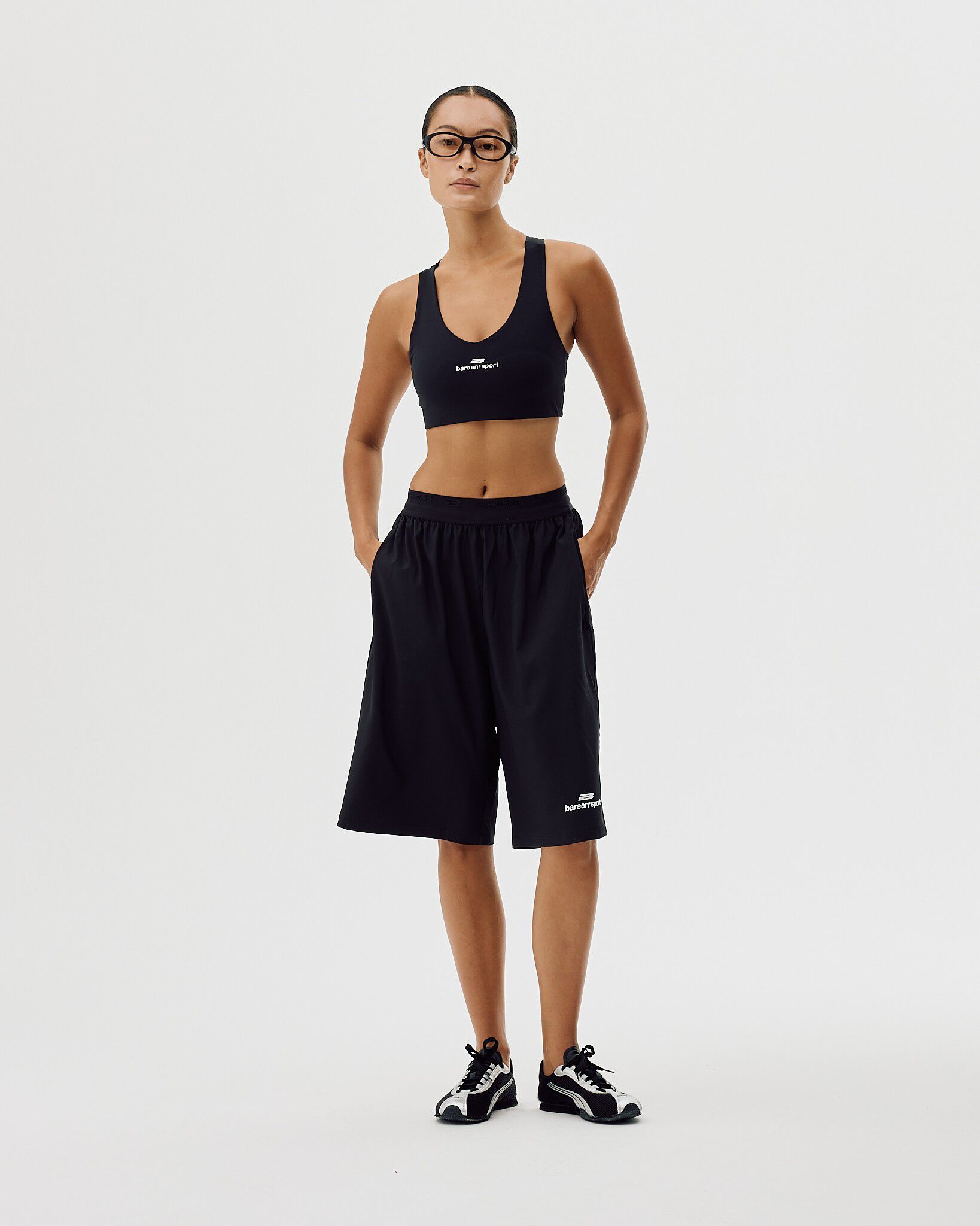 Wmns V-Neck Racer Back Bra