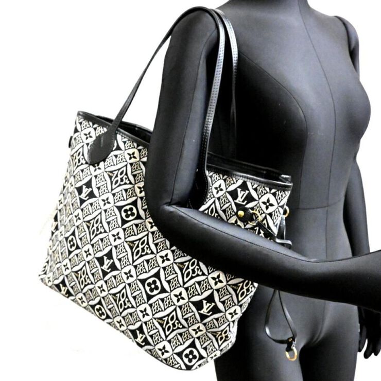 Louis Vuitton Neverfull