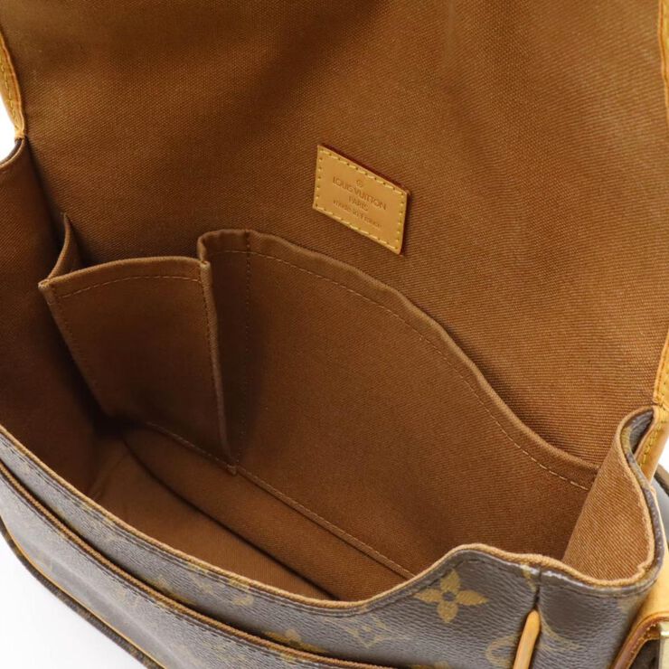 Louis Vuitton Bosphore