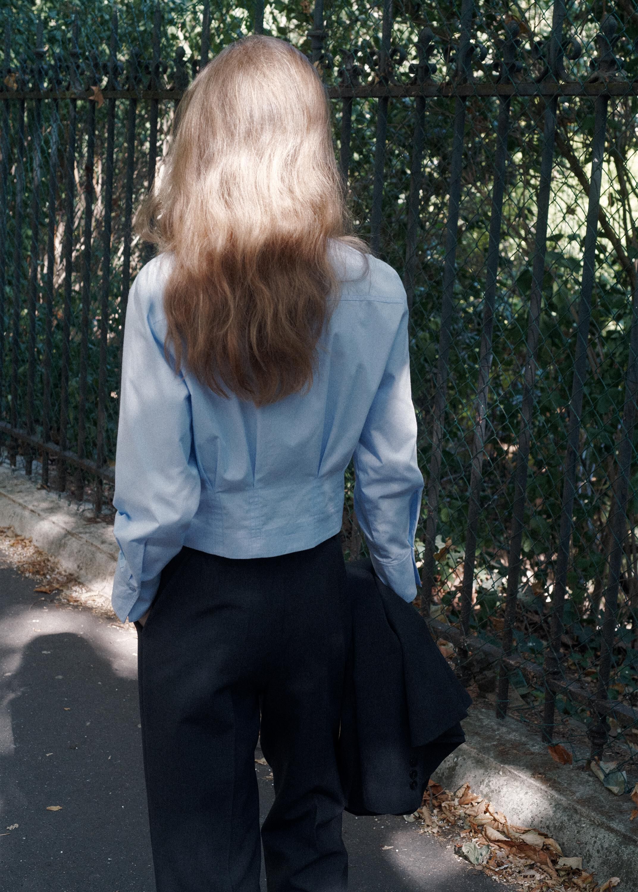 Pleated cotton shirt