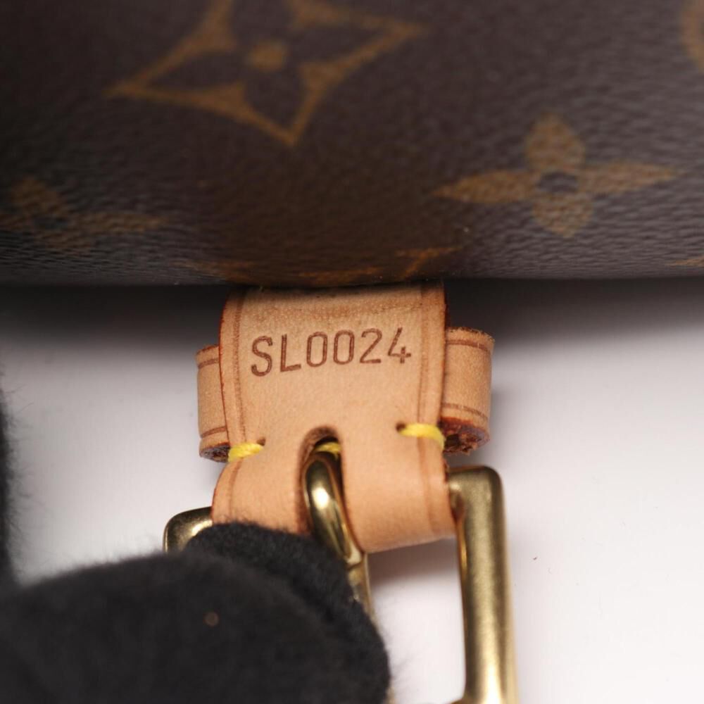 Louis Vuitton Sologne