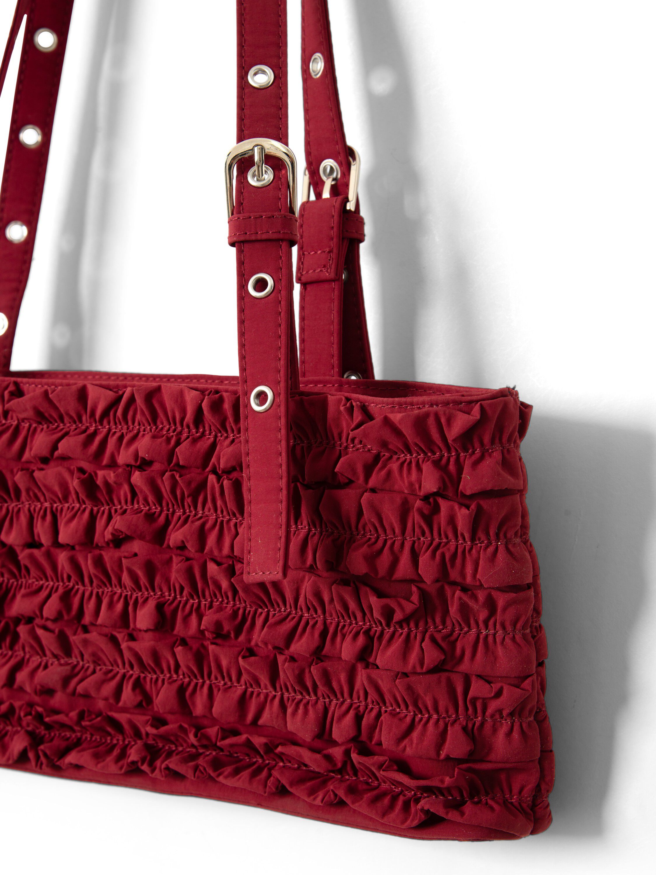 SOPHIA RUFFLE BAG - RED PEAR