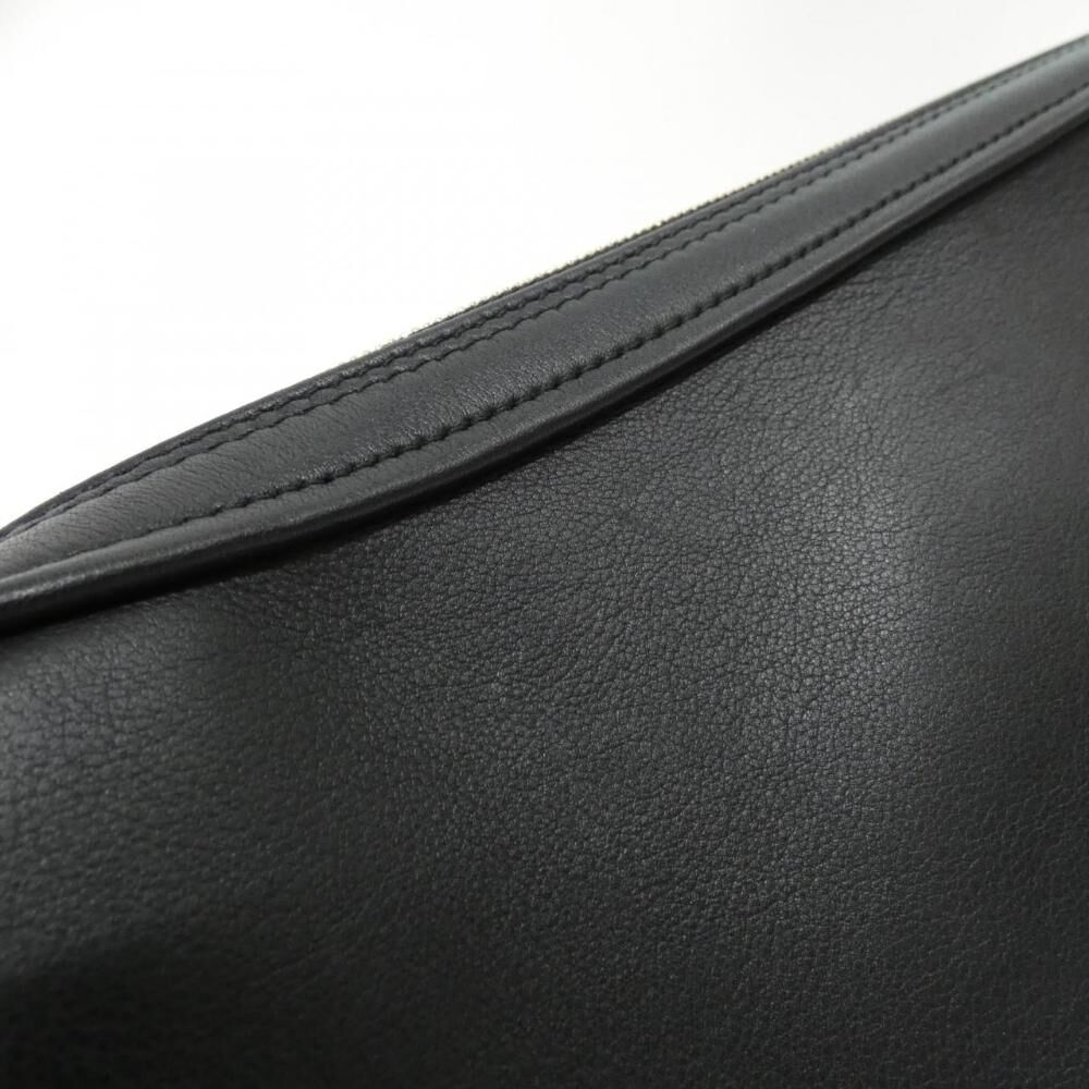 Balenciaga Triangle Pochette