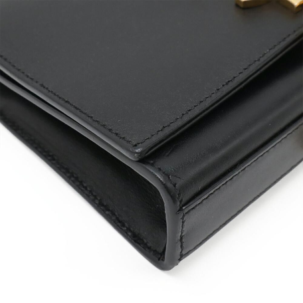 Yves Saint Laurent Shoulder Bag