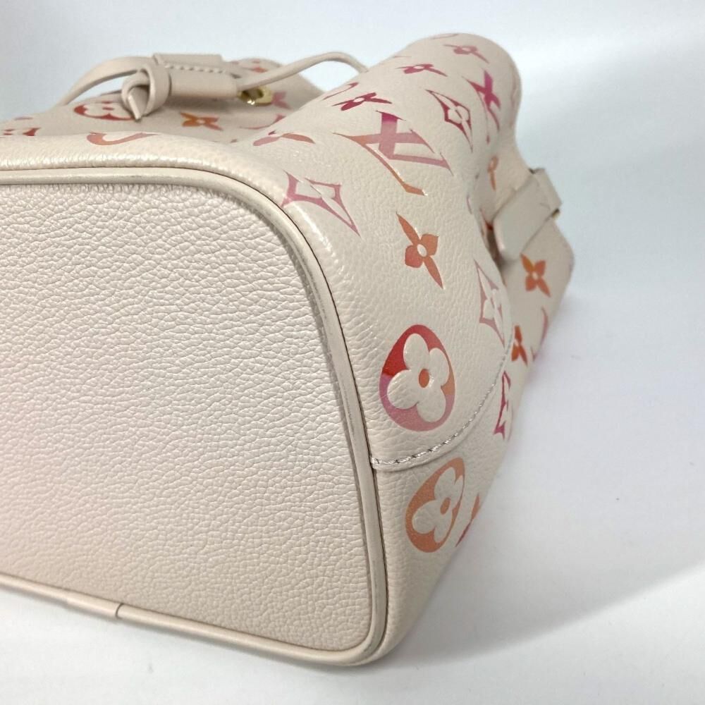 Louis Vuitton Neoneo