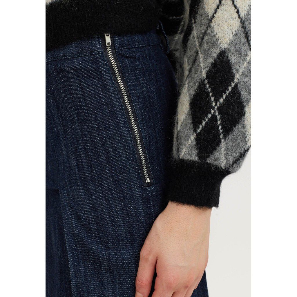 SRkami Skirt