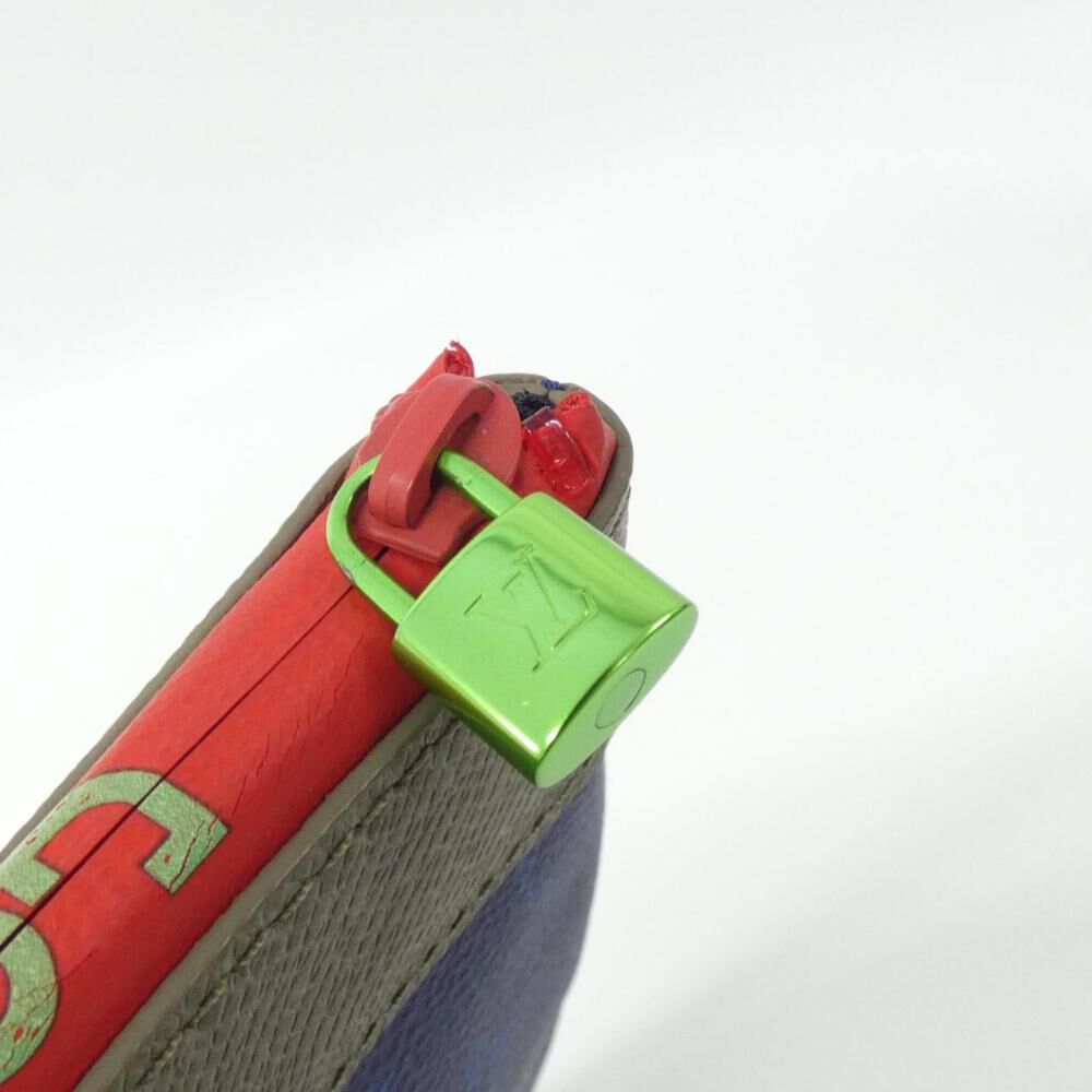 Louis Vuitton Pochette Apollo