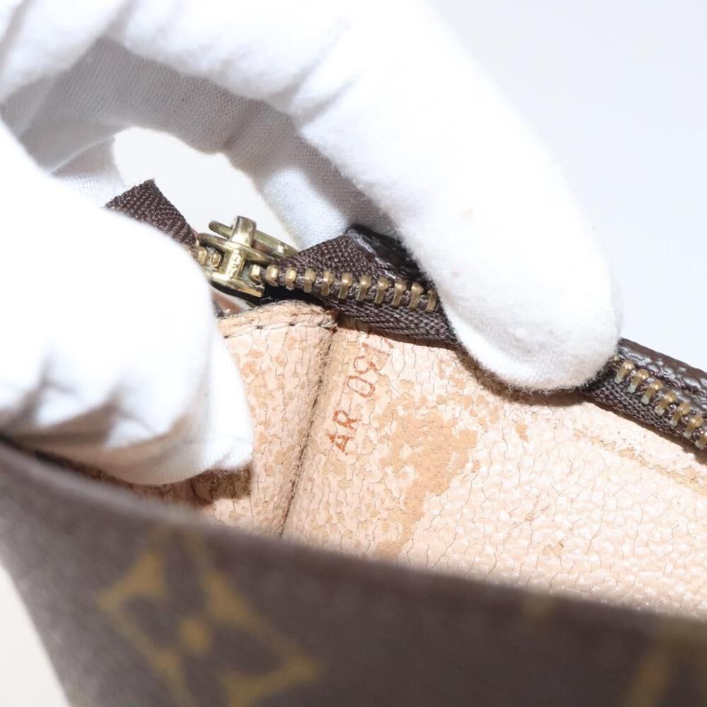 Louis Vuitton Pouch