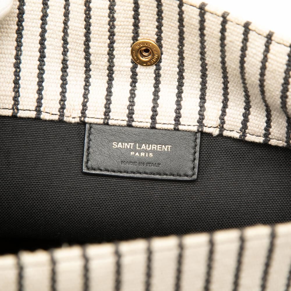 Yves Saint Laurent Bucket Bag