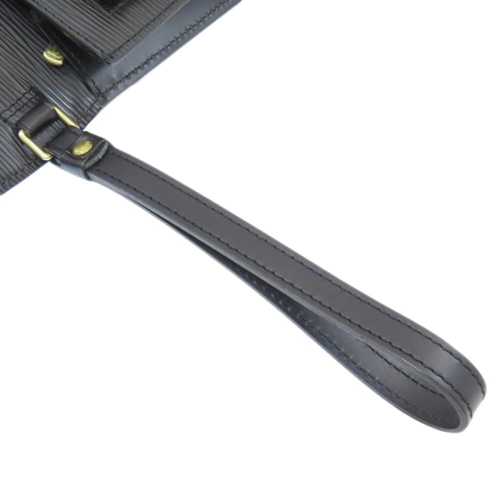 Louis Vuitton Clutch
