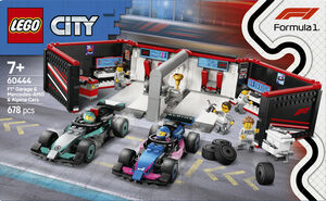 F1-garage - Mercedes-AMG og Alpine-biler