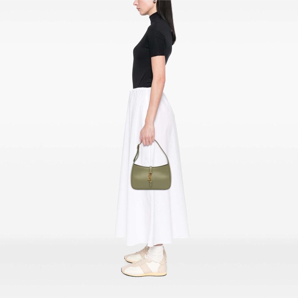 Yves Saint Laurent Shoulder Bag