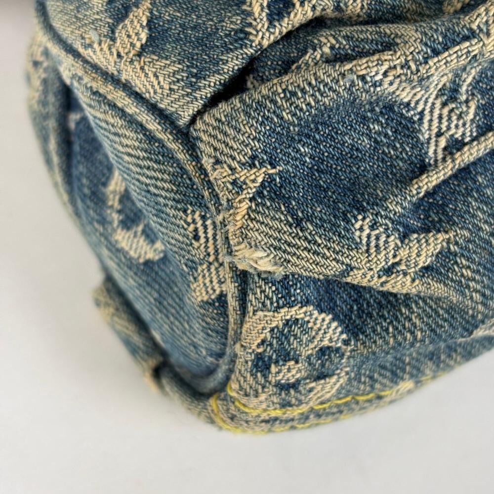 Louis Vuitton Pleaty