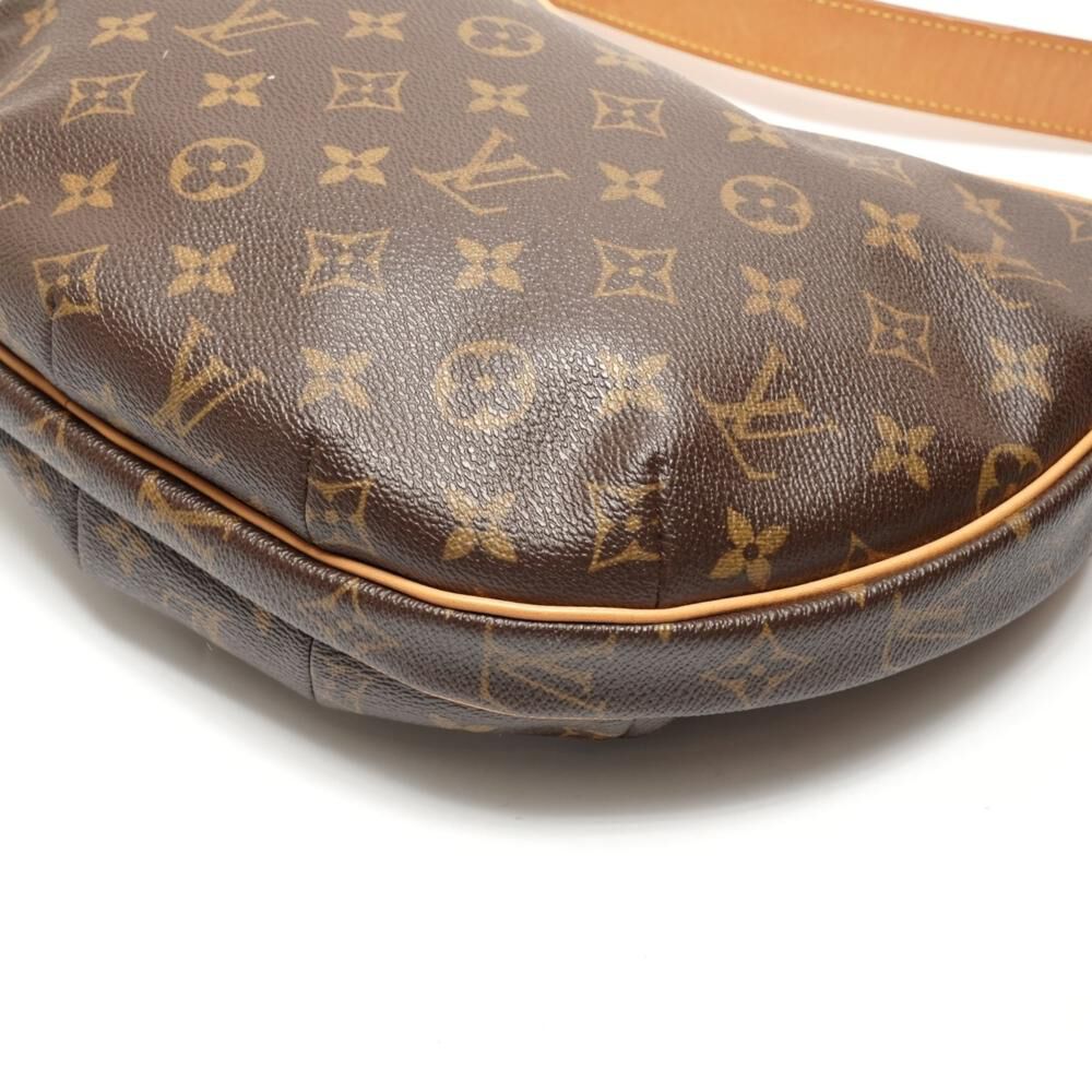 Louis Vuitton Croissant