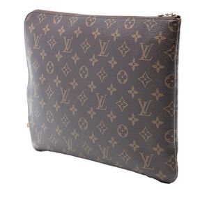 Louis Vuitton Clutch