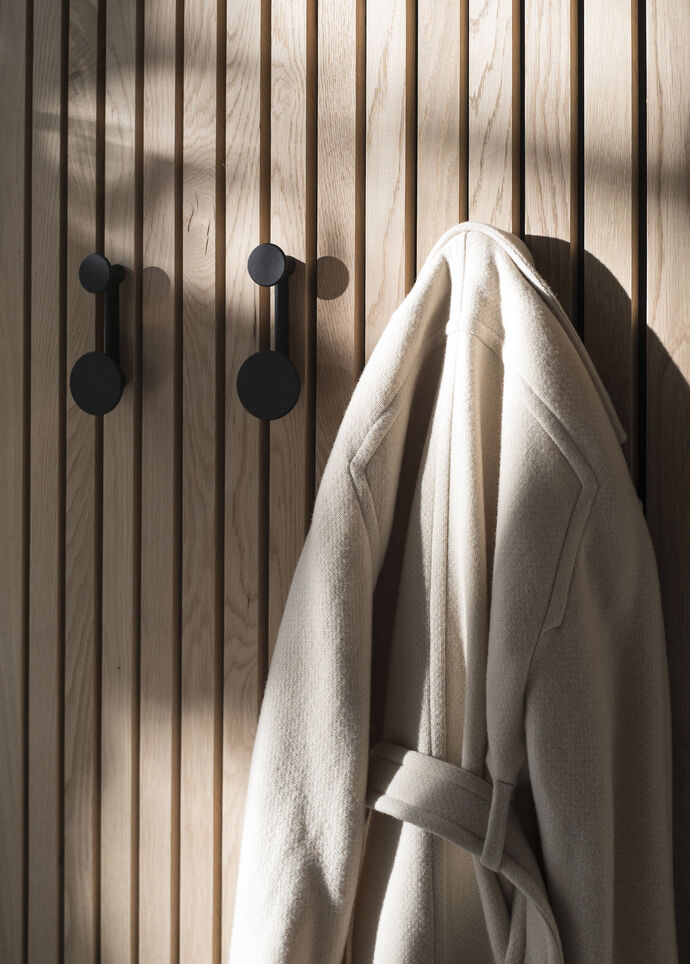 Afteroom Coat Hanger, Small, Black