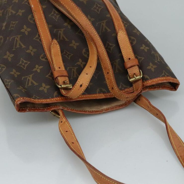 Louis Vuitton Shoulder Bags