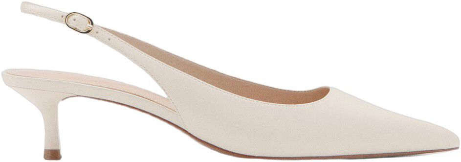 Kitten-heel pointed shoes