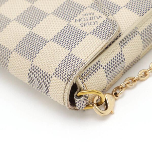Louis Vuitton Crossbody Bag