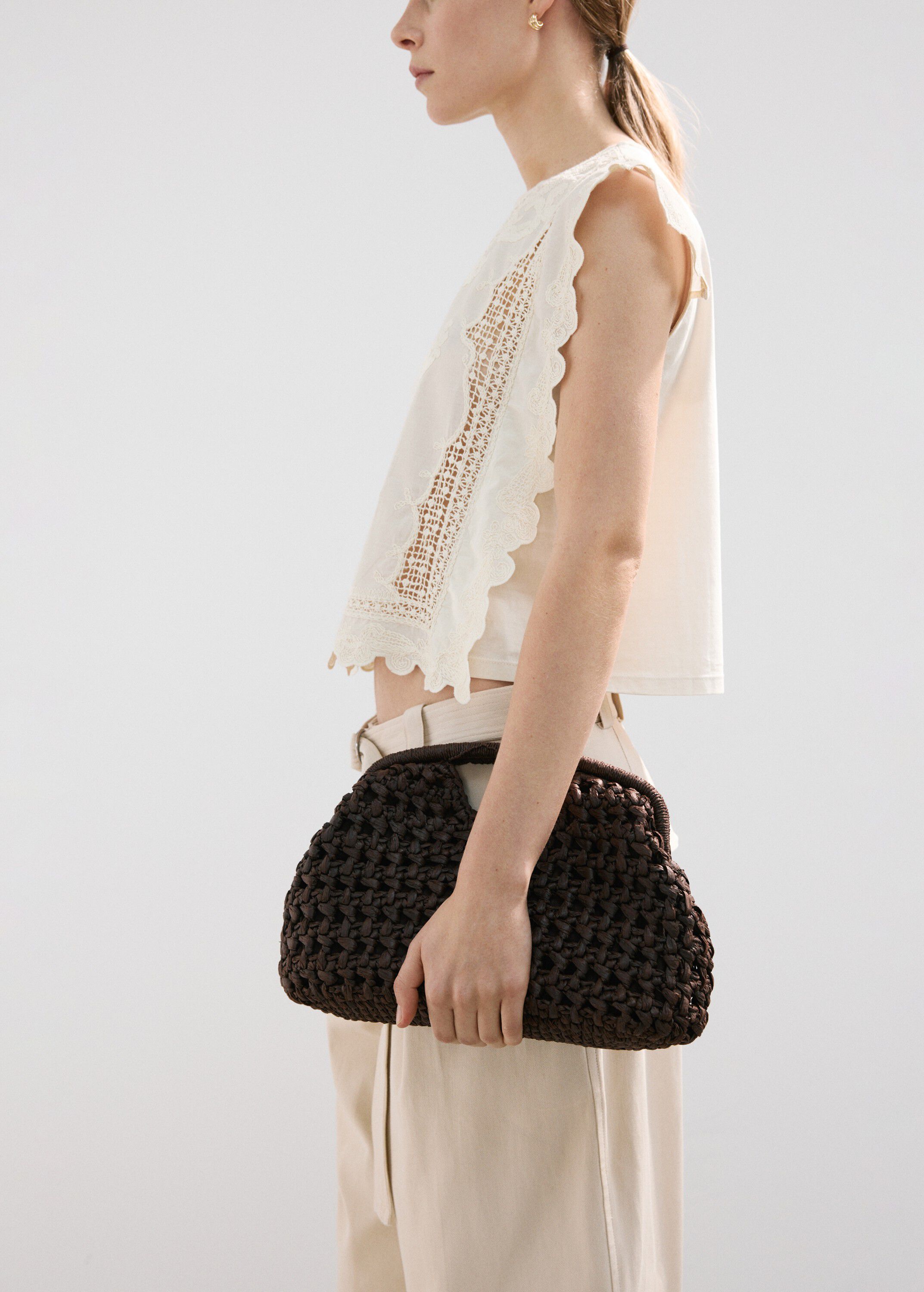 Cotton top with embroidered details