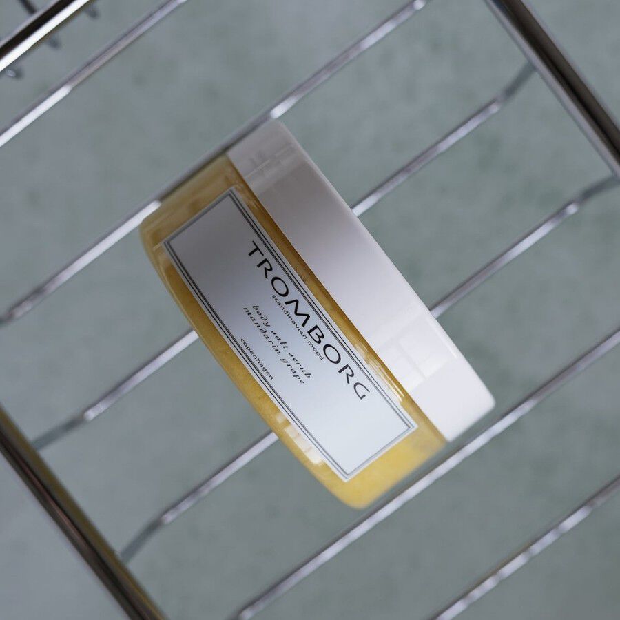 Body Salt Scrub - Mandarin Grape