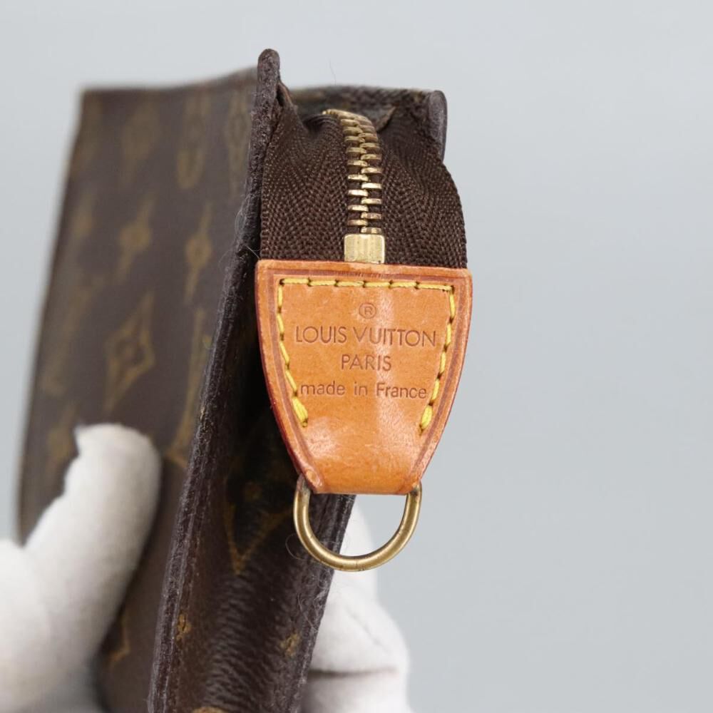 Louis Vuitton Pouch
