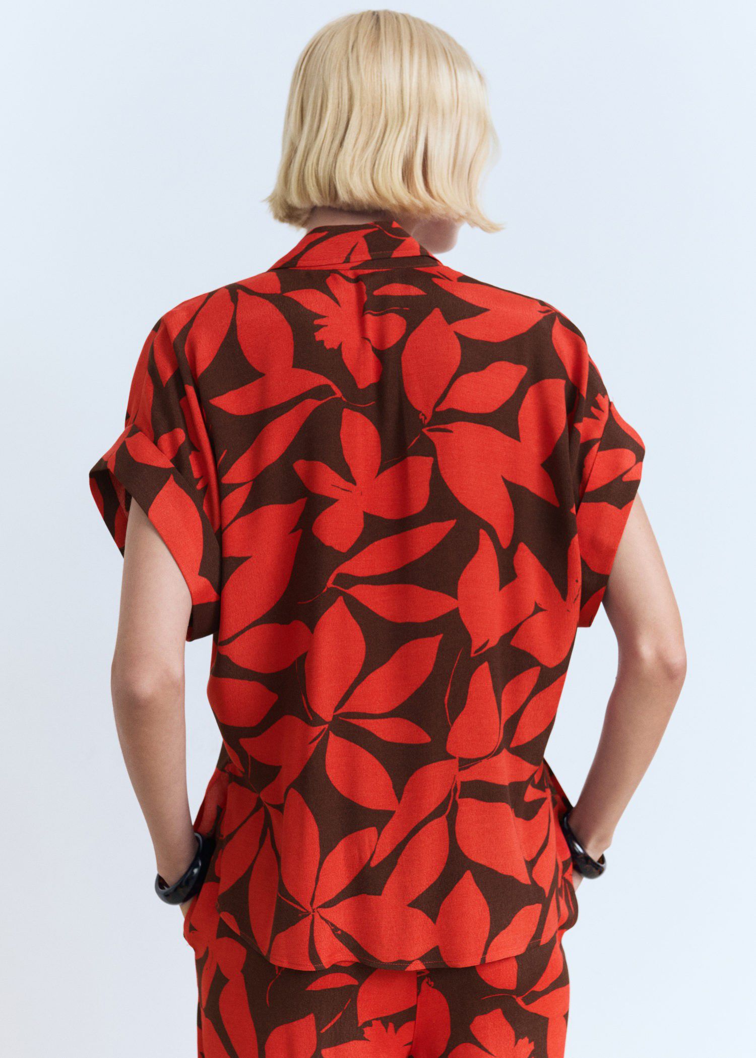 Printed short-sleeved shirt