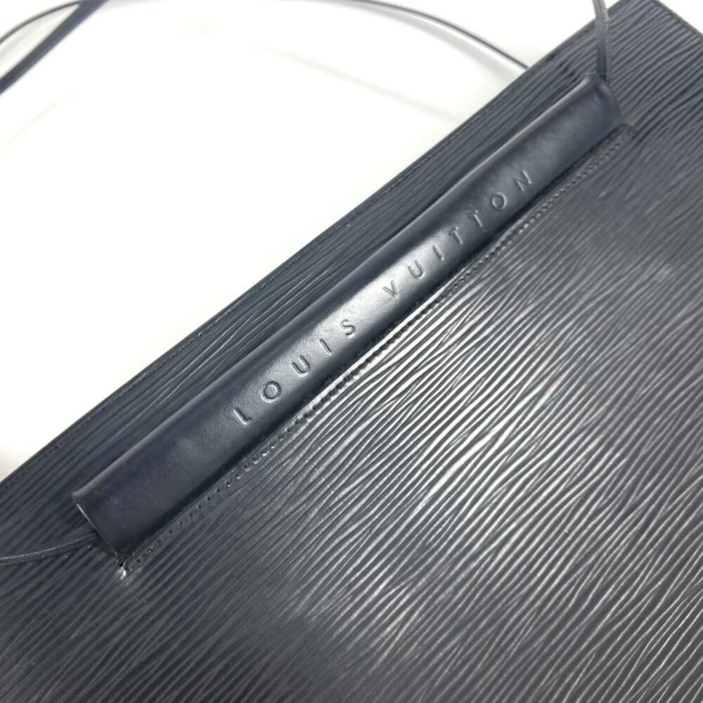 Louis Vuitton Tote