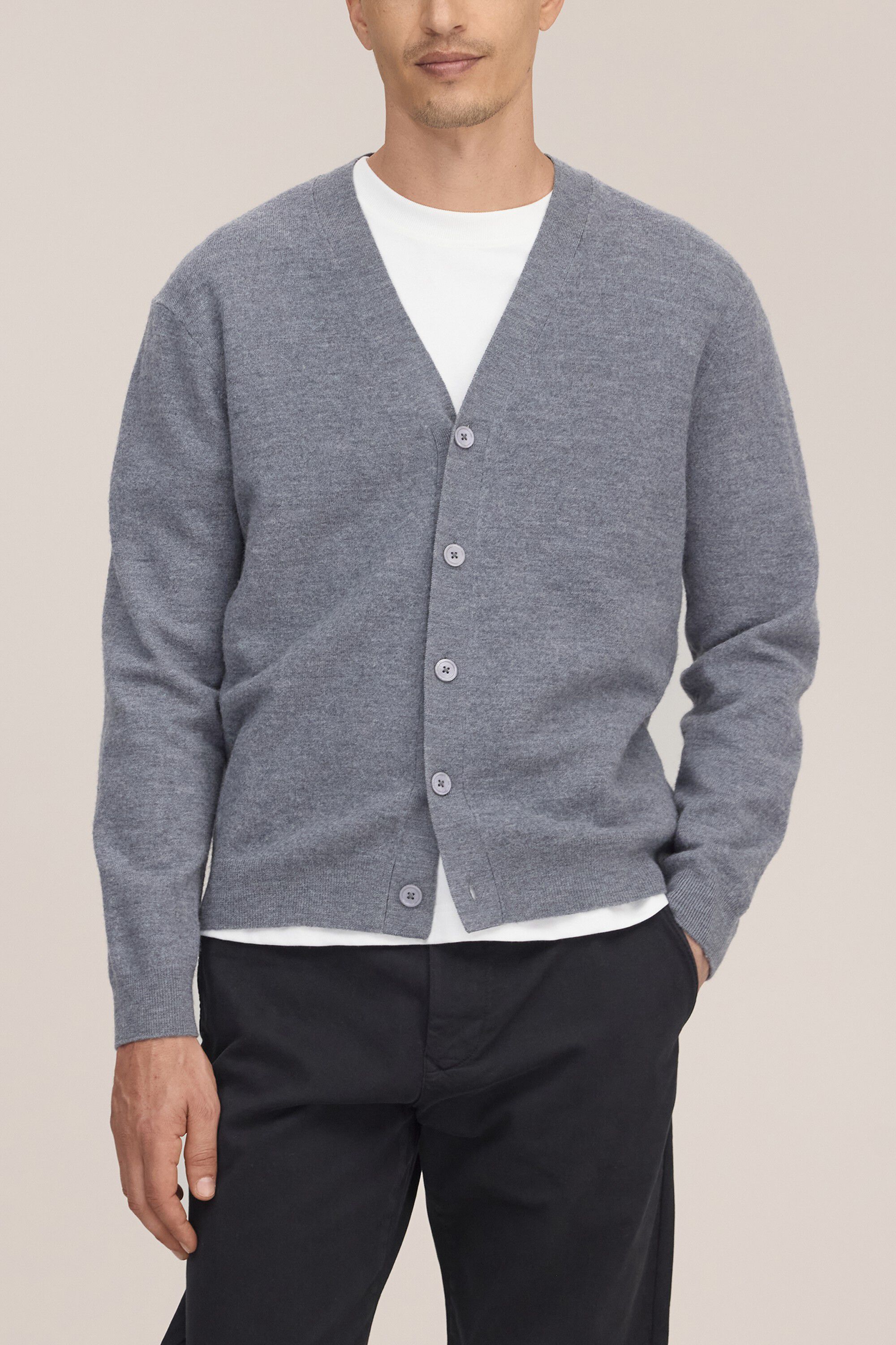 Jasper V-neck Cardigan 60062