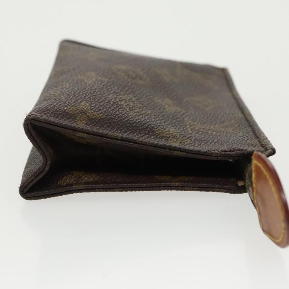 Louis Vuitton Poche Toilette