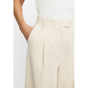 SRKendra Pant