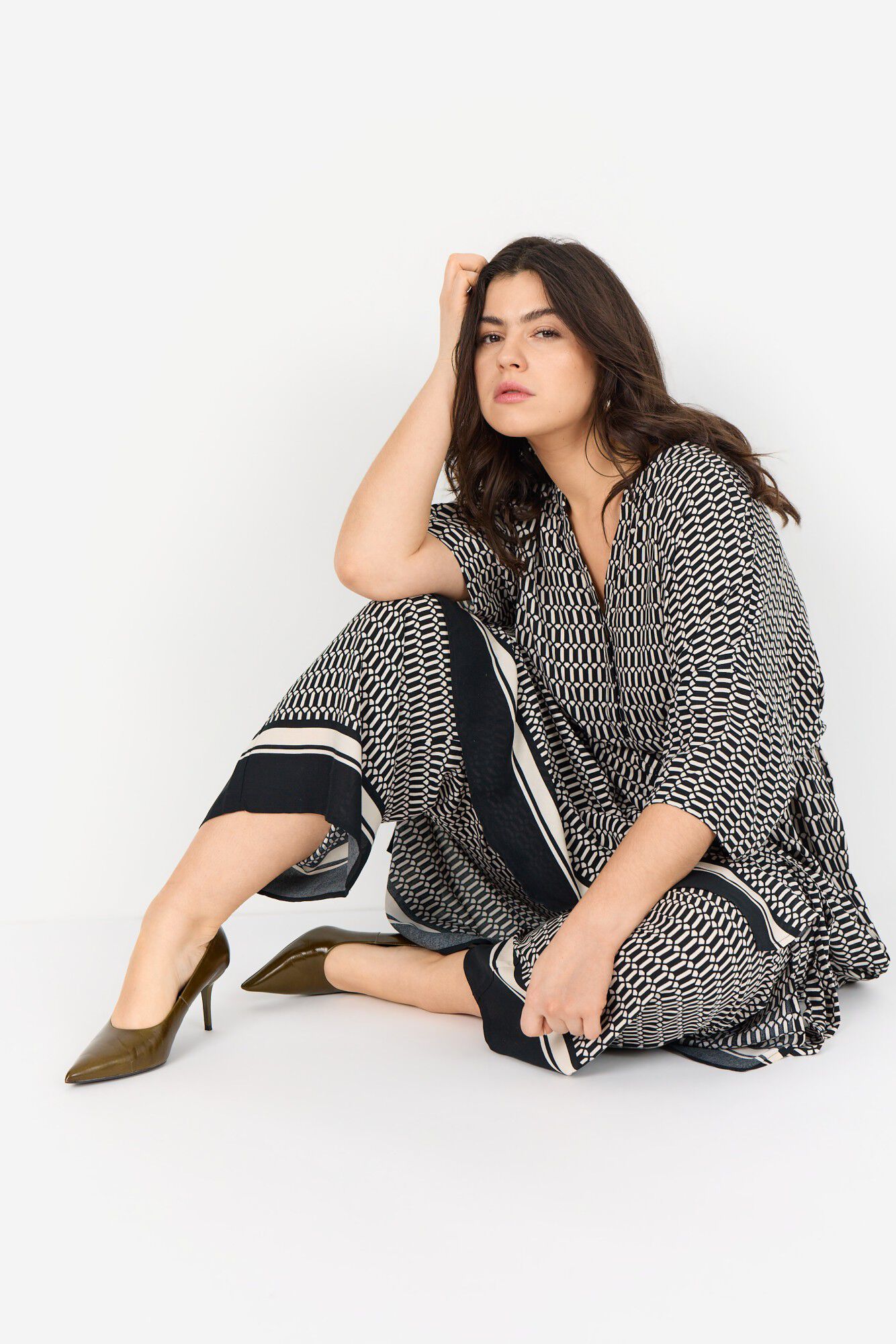 Curvy WA-NORA 4 Kjole Sort