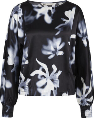 Trinning blouse