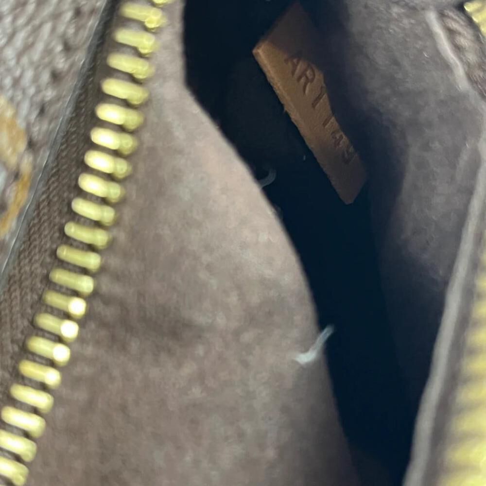 Louis Vuitton Pochette M&eacute;tis