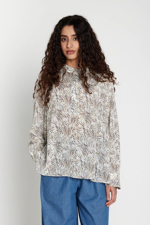 651HMMalis shirt
