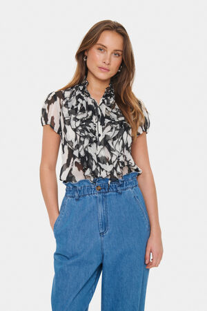 LiljaSZ Crinkle SS Shirt