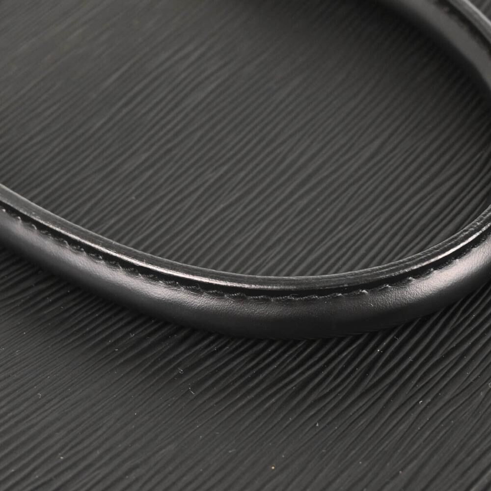 Louis Vuitton Pont Neuf