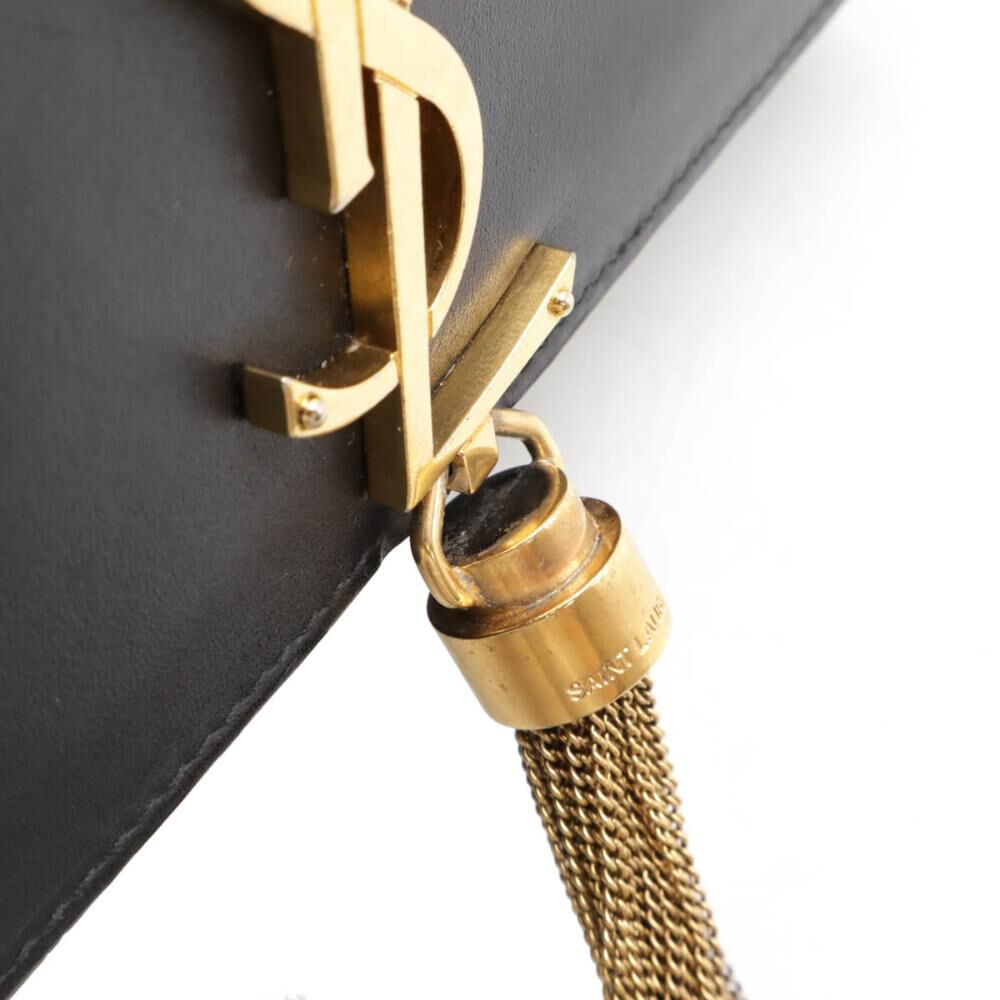 Yves Saint Laurent Shoulder Bag