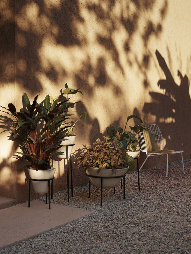 Daiza Planter, H47/Ø35, Ivory