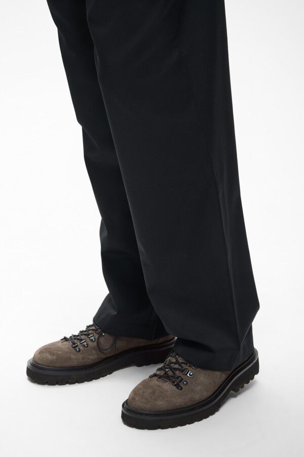 MArams Suede