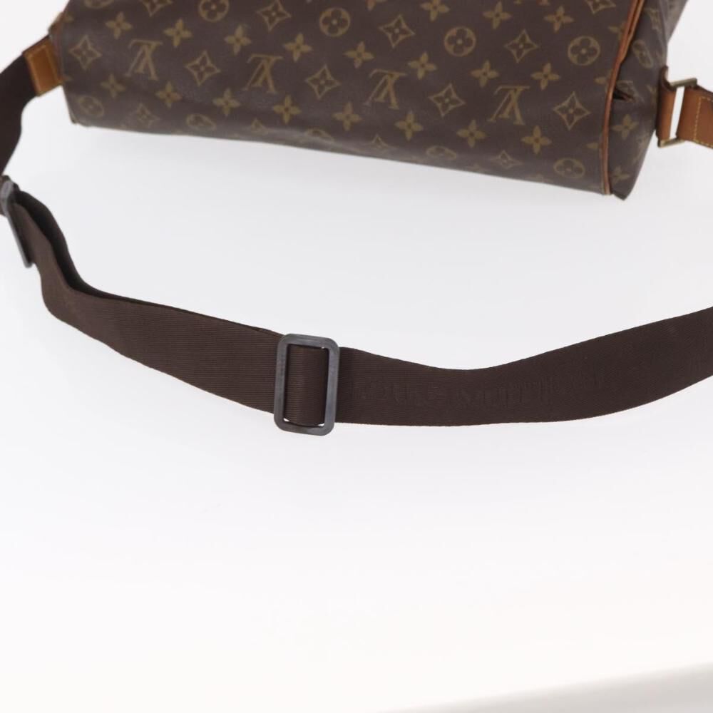 Louis Vuitton Messenger