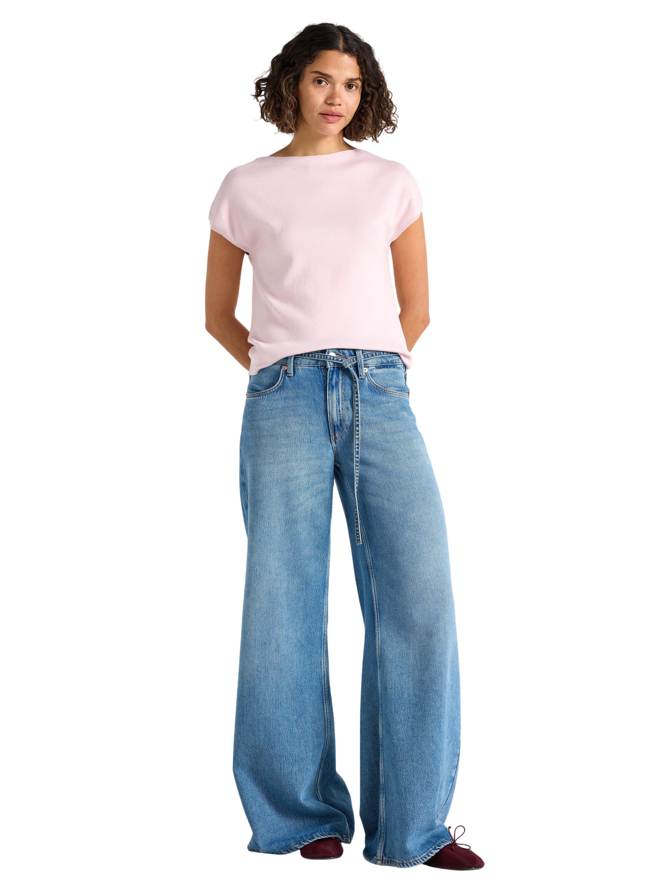 Finstrikket &aelig;rmel&oslash;s top.