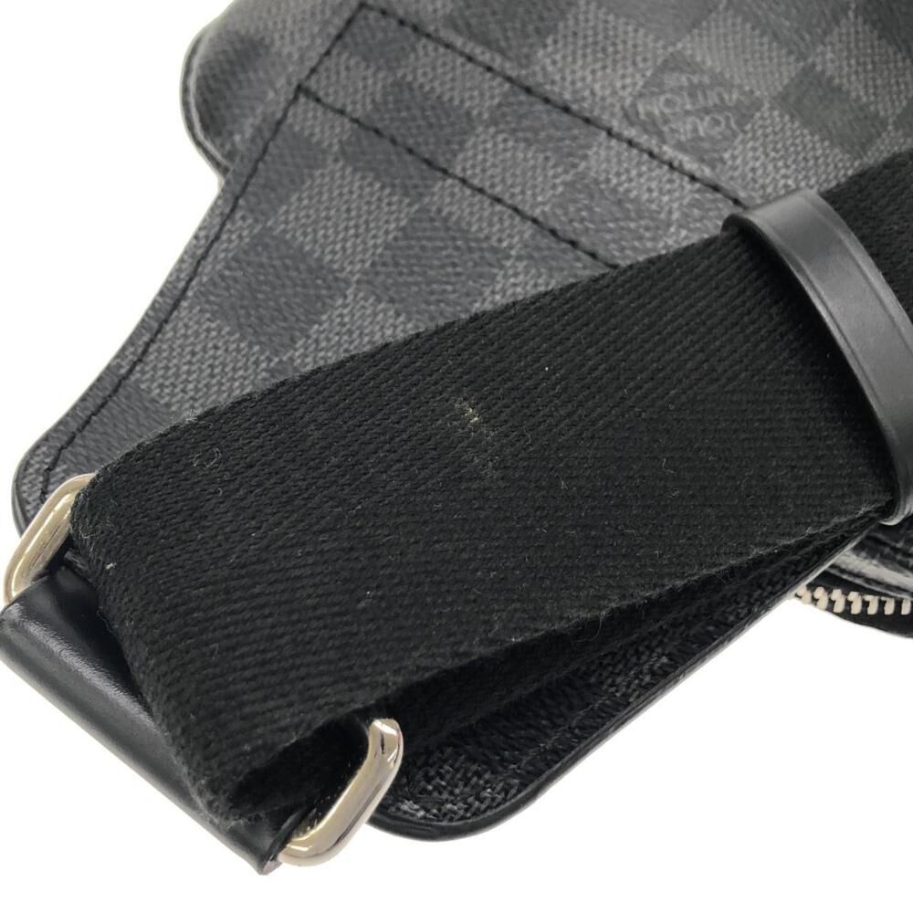 Louis Vuitton Shoulder Bags