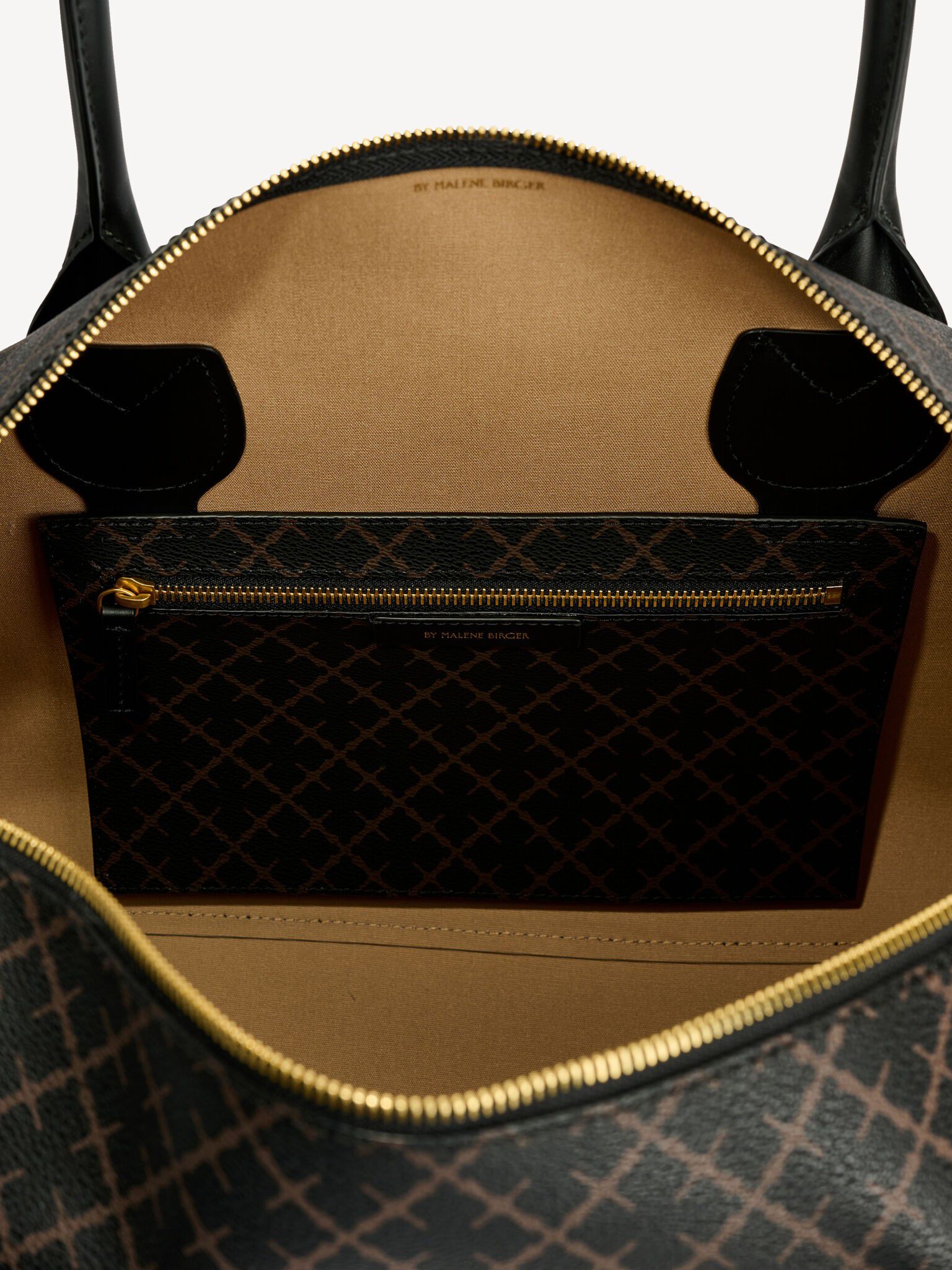 Lullu Small resv&auml;ska