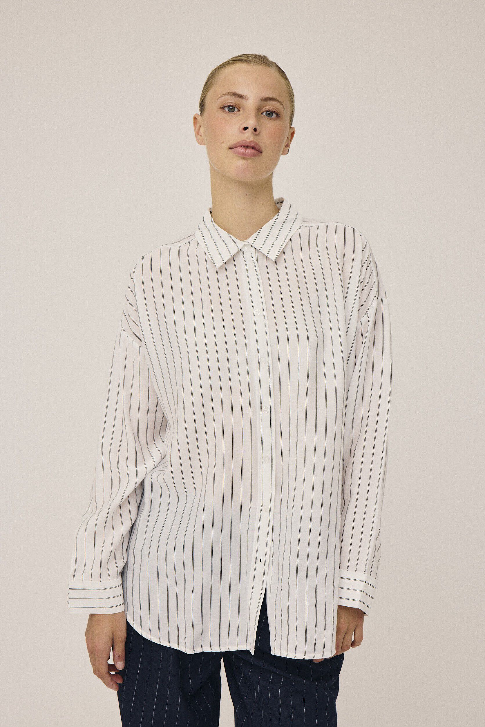 Grady 1 Lang&aelig;rmede skjorte - LENZINGECOVERO